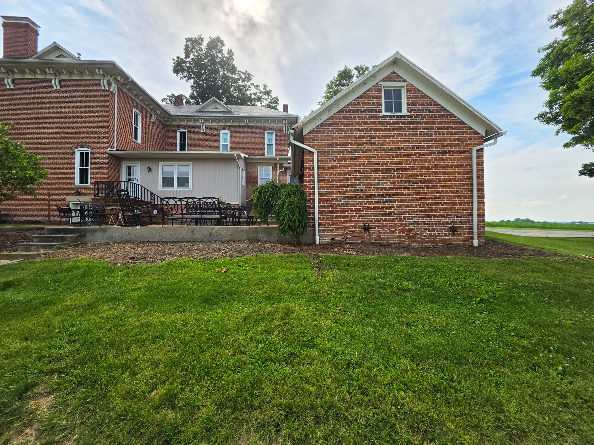 Gallery photos for Full Landscape Redesign for a Classic Brick Farmhouse: Image #5
