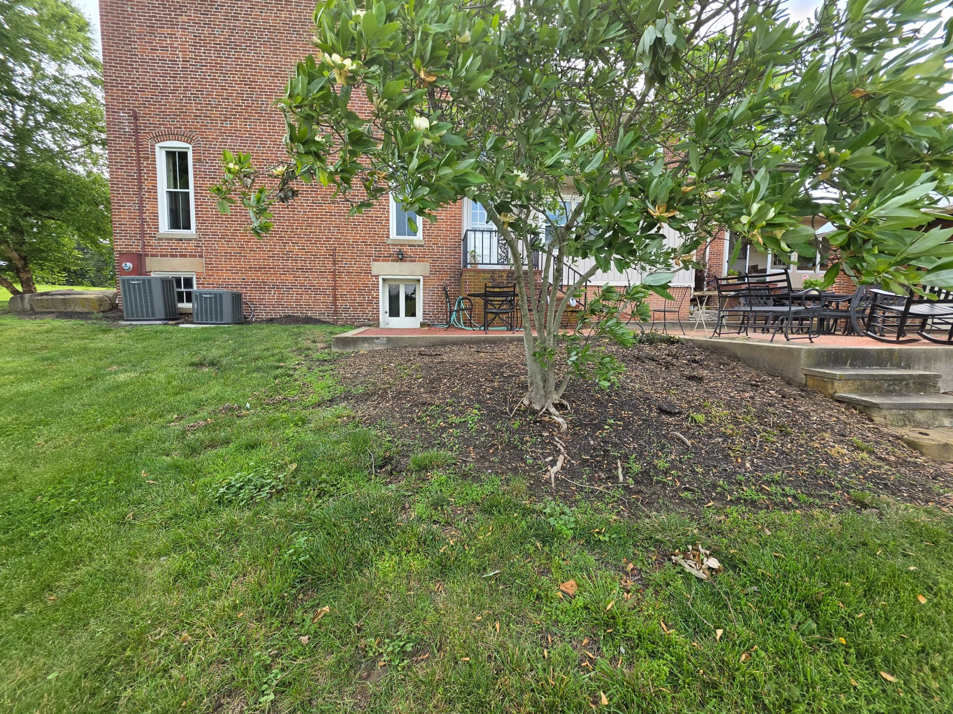 Gallery photos for Full Landscape Redesign for a Classic Brick Farmhouse: Image #6