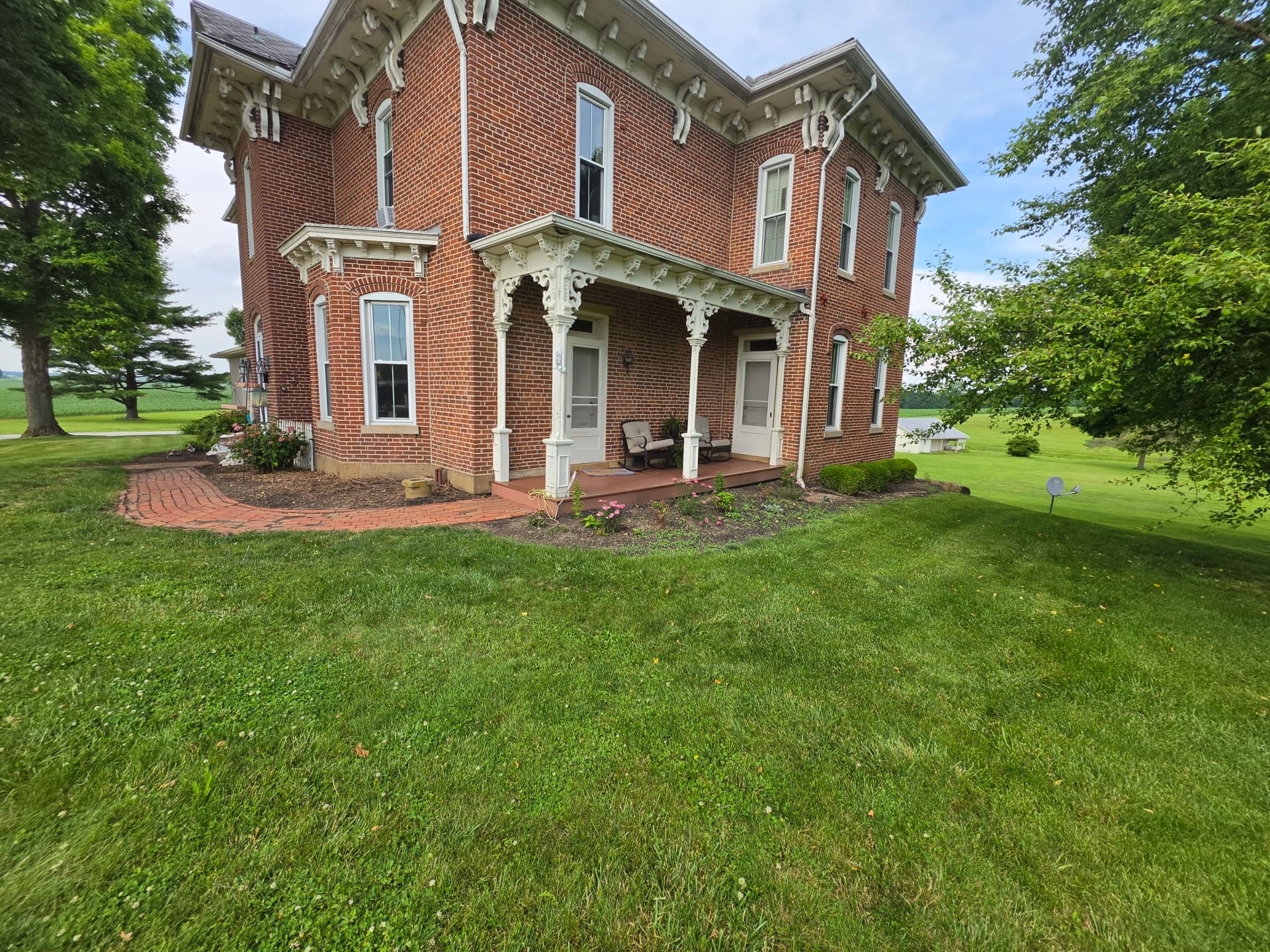 Gallery photos for Full Landscape Redesign for a Classic Brick Farmhouse: Image #8