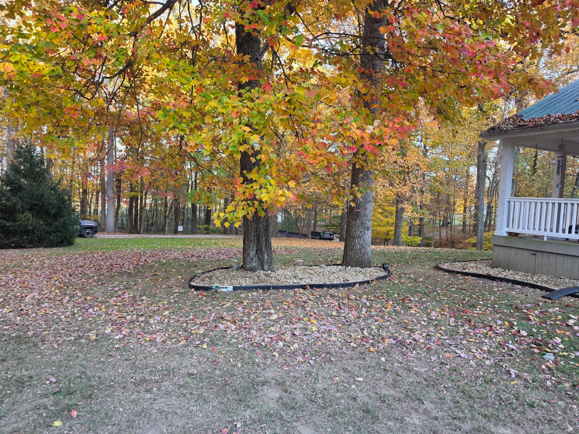Gallery photos for Nearly 10 Tons of River Rock for a Low-Maintenance Yard: Image #5