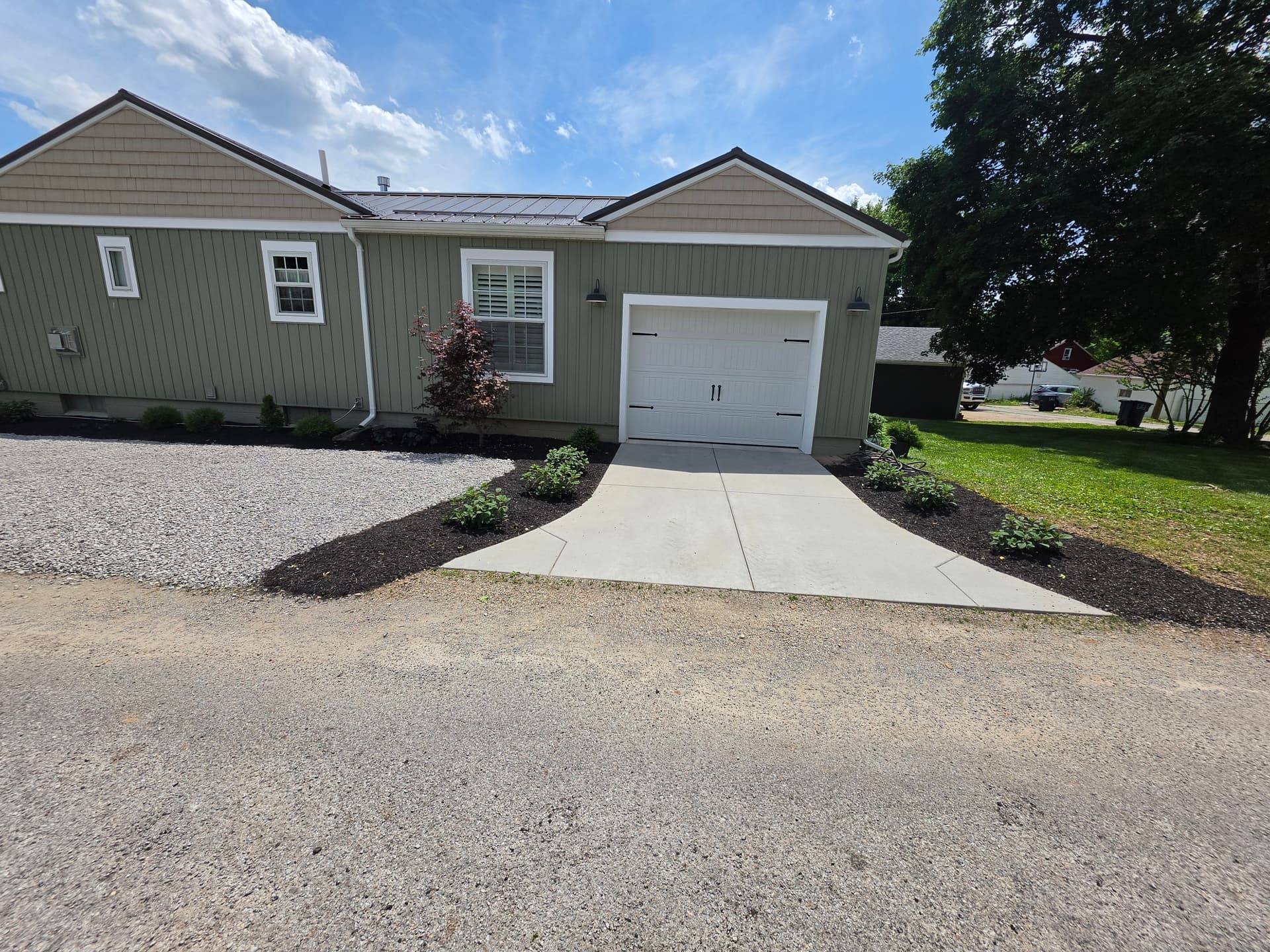 Gallery photos for Full Landscape Install Boosts Curb Appeal in Lancaster OH: Image #5